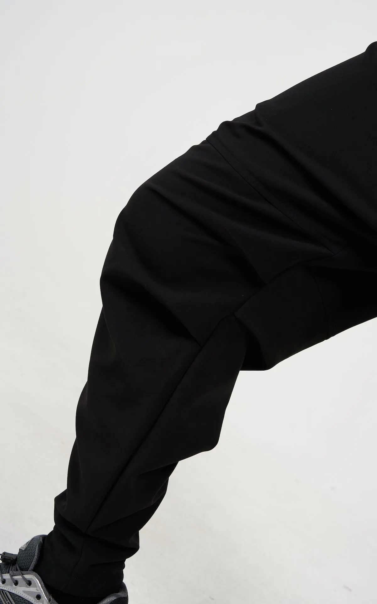 1. "PATELLA" 4 Way-Stretch Pants