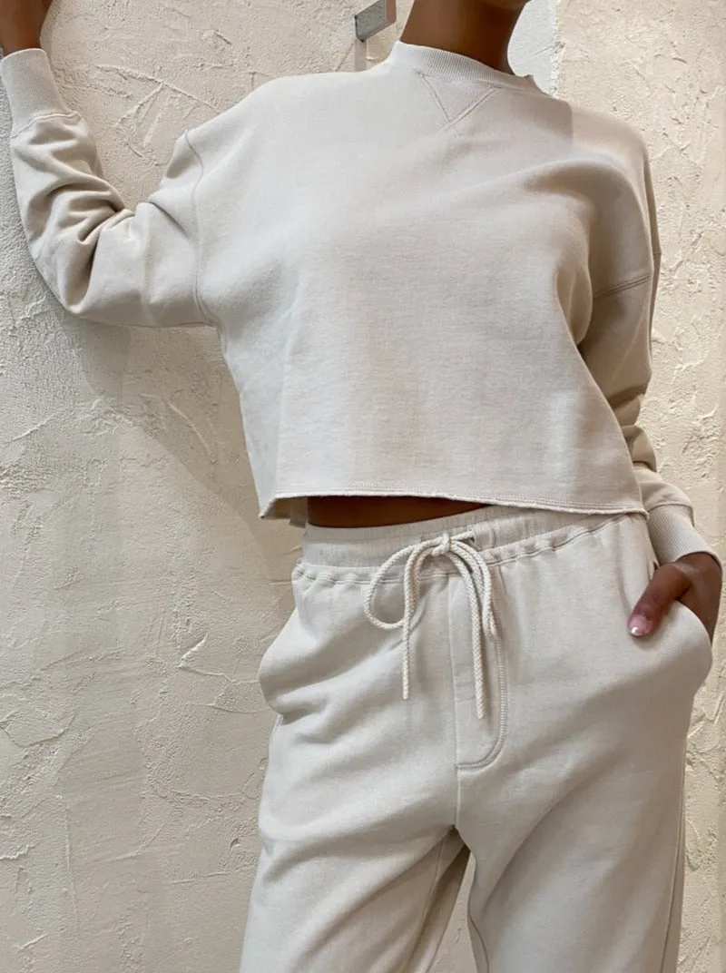 Assembly Label Jorja Cropped Sweat in Stone