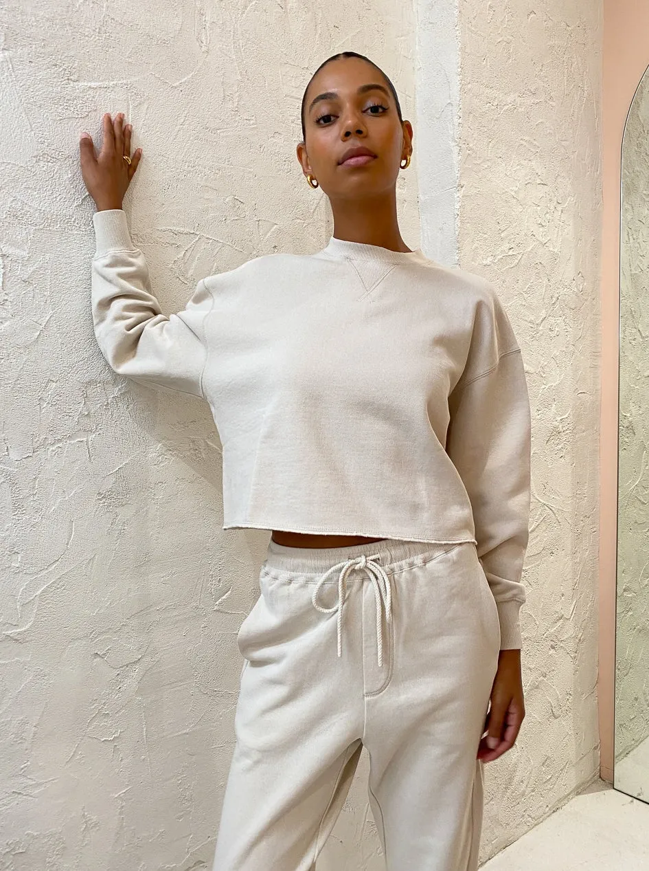 Assembly Label Jorja Cropped Sweat in Stone