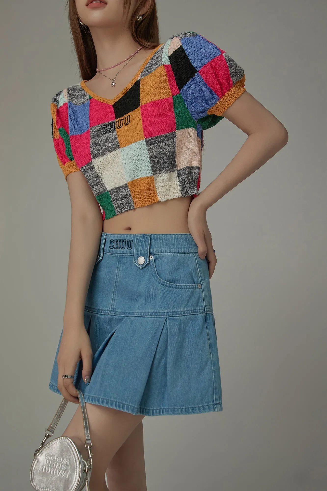 Color Check Pattern Cropped Knit Top