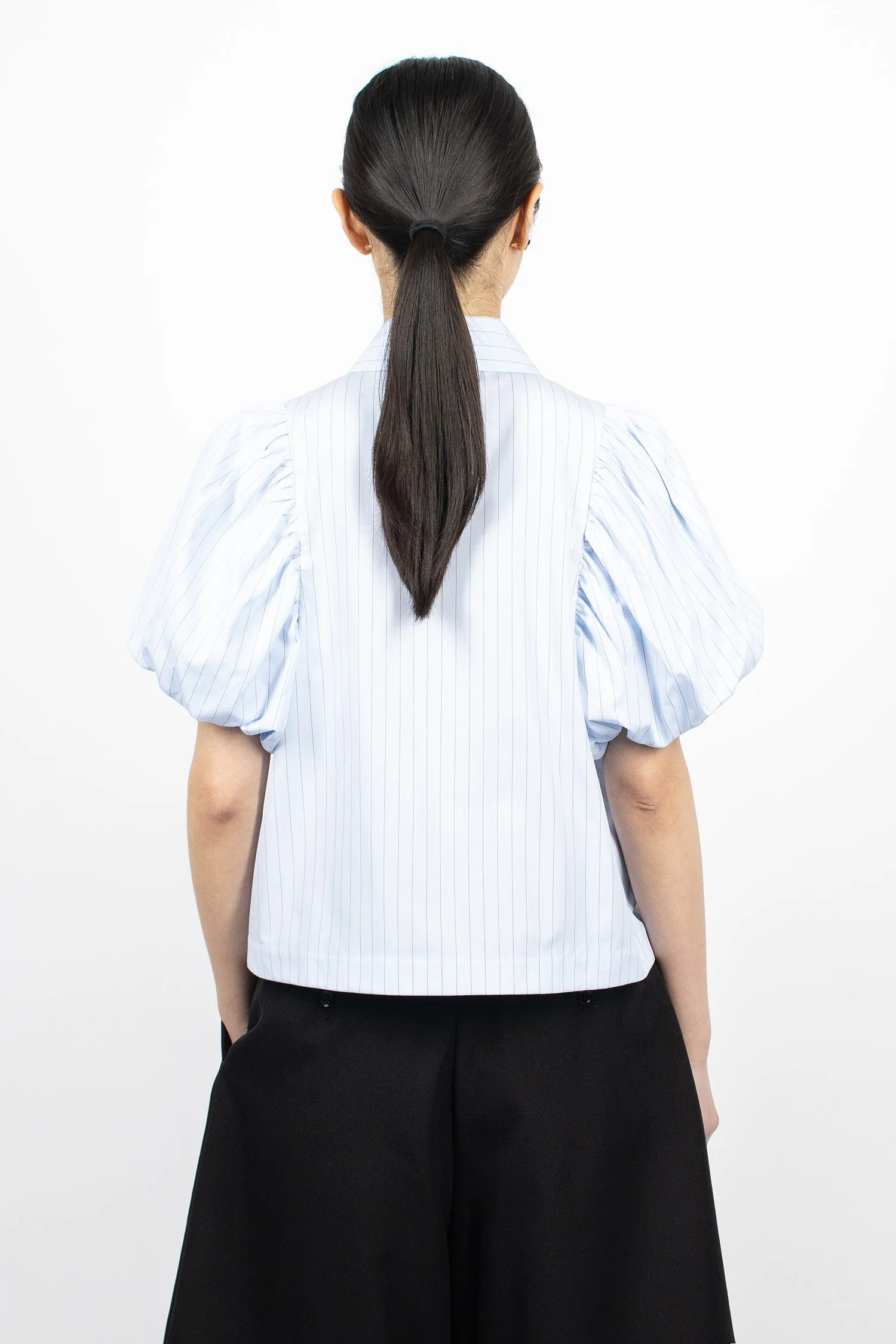 Cropped Toggle Puff Sleeve Shirt Blue