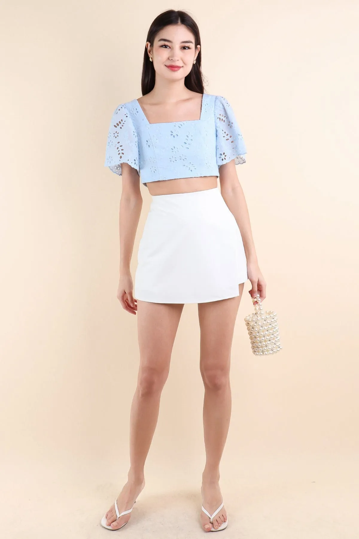 ELYSSA EYELET TOP IN SKY