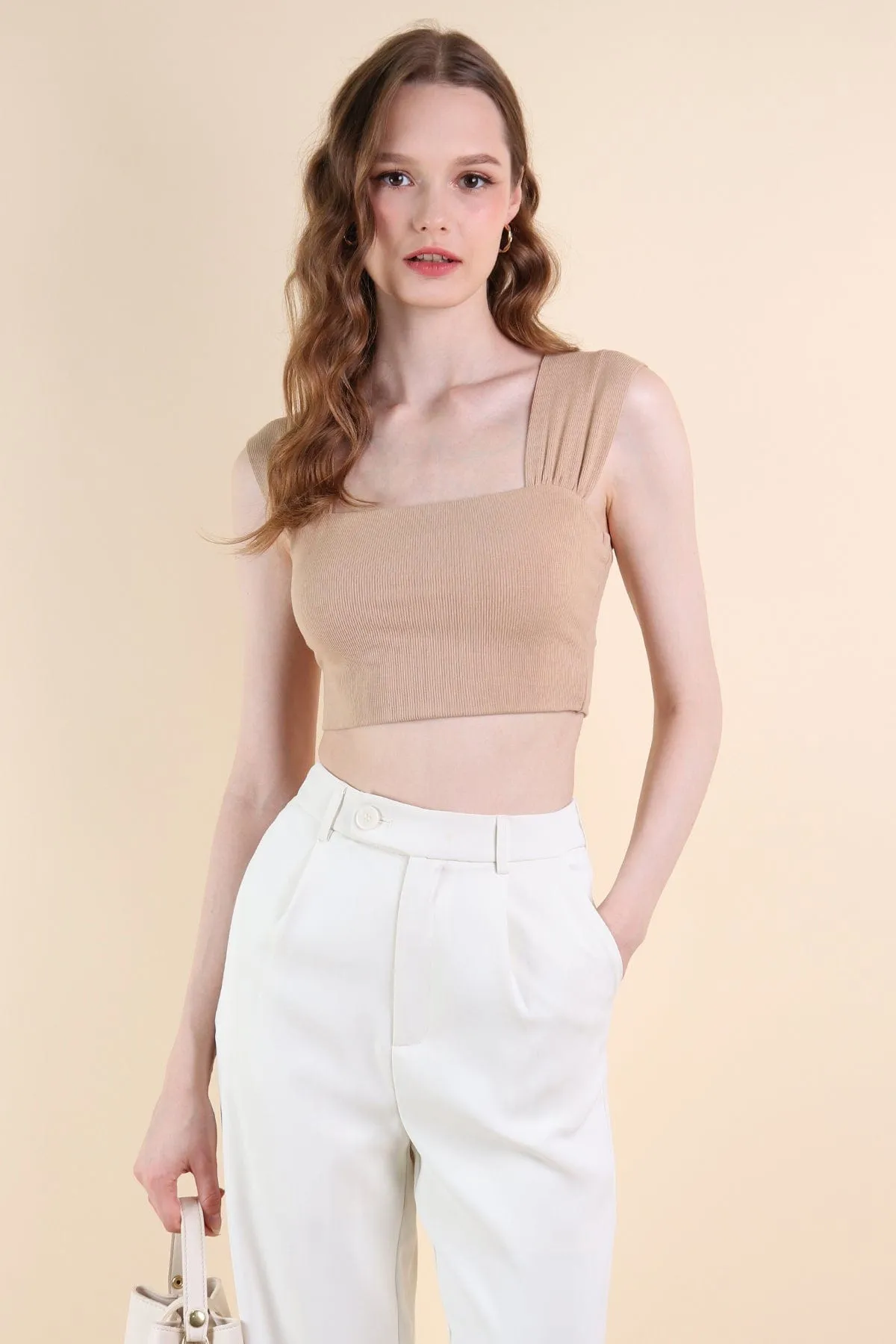 GABE RIBBED CROP TOP IN CAMEL TAUPE