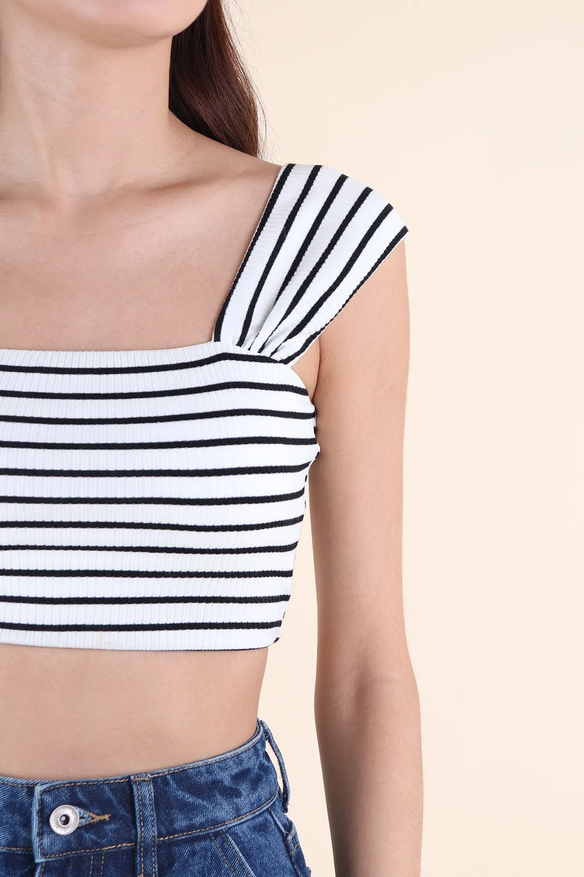 GABE STRIPES CROP TOP IN WHITE