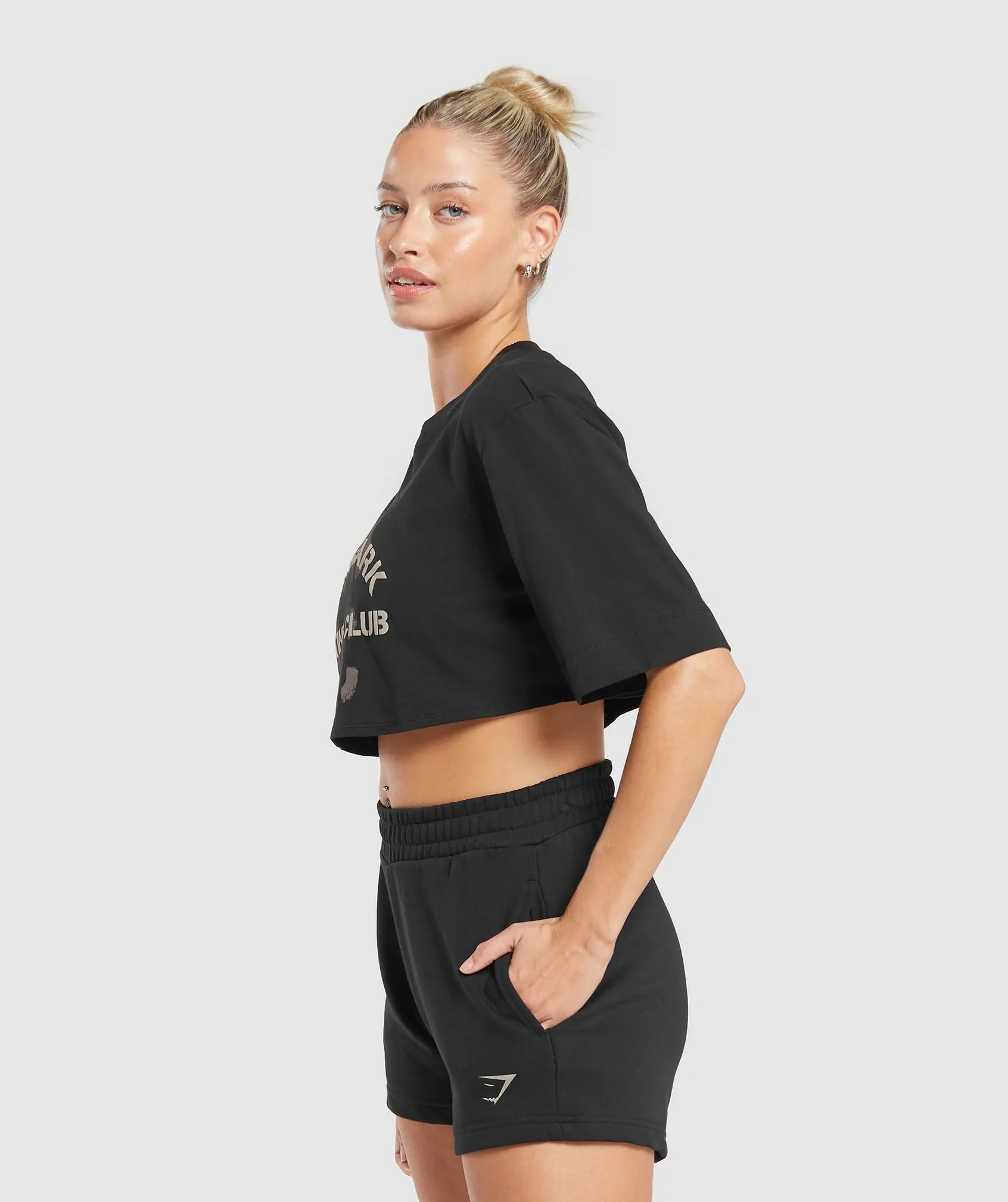 Gymshark Built Crop Top - Black