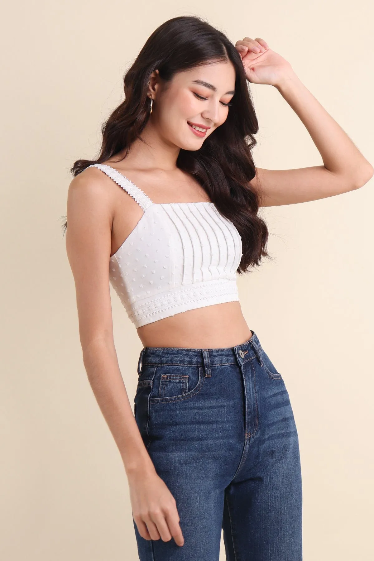 LEYLIA SWISS DOT CROP TOP IN WHITE