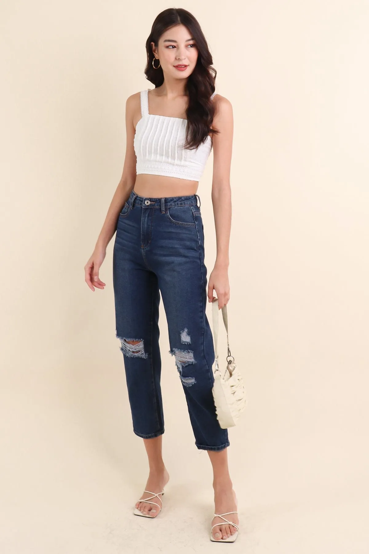 LEYLIA SWISS DOT CROP TOP IN WHITE