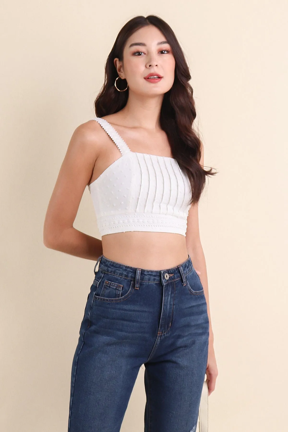 LEYLIA SWISS DOT CROP TOP IN WHITE